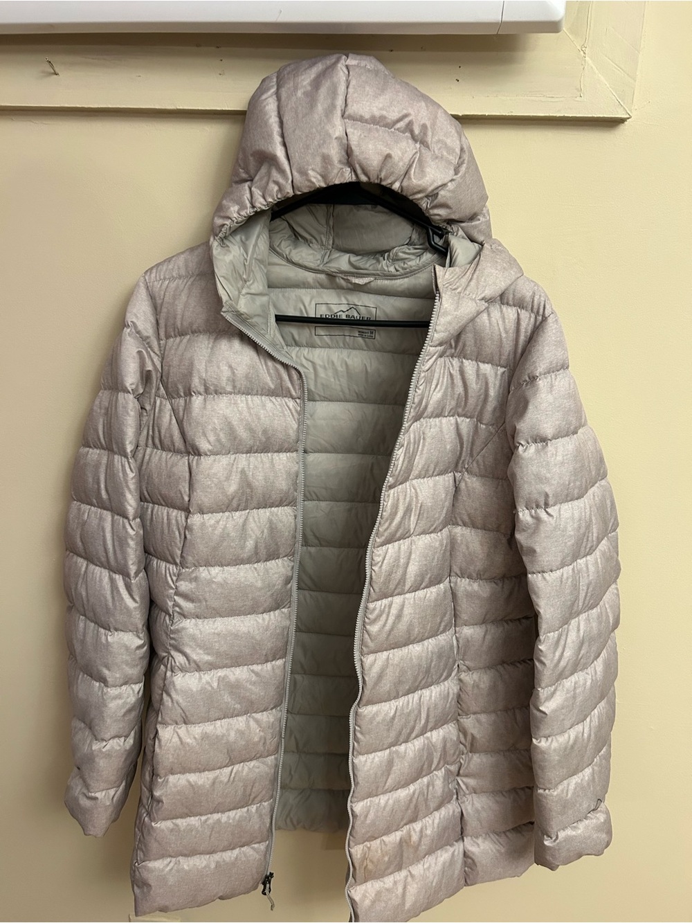 Eddie Bauer Light Gray Quilted Hooded Puffer Jacket - Women’s
